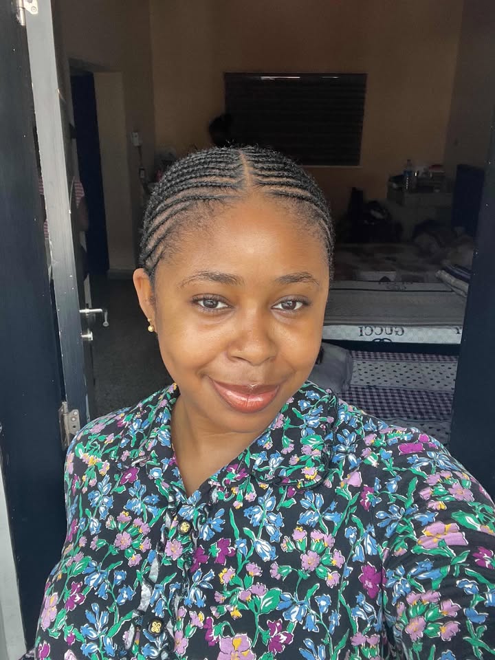 Ariana Korve — presenter and on-camera host look, Nigerian model